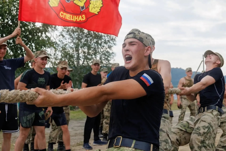 В военном институте отметили День физкультурника