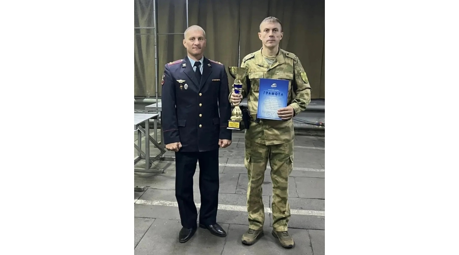 Сборная команда военного института стала победителем соревнований по стрельбе из пистолета
