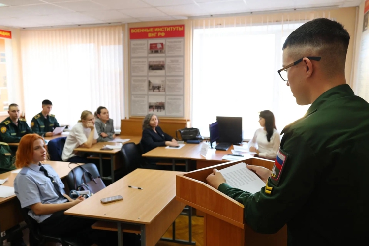 В военном институте проведена Всероссийская студенческая научно-практическая конференция